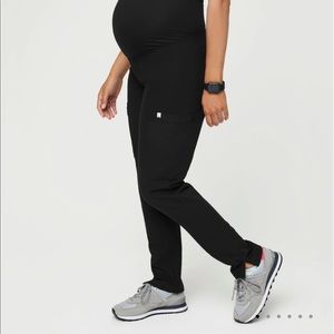 Figs yola maternity scrub pant small black